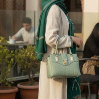 Premium Elegant Handbag – Your Perfect Everyday Luxury